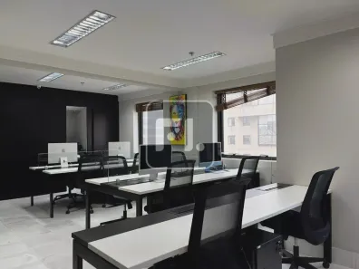 Sala Comercial para alugar, 600m² no Vila Olímpia, São Paulo