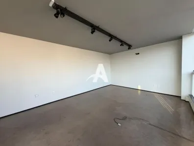 Ponto Comercial para alugar, 200m² no Fundinho, Uberlândia
