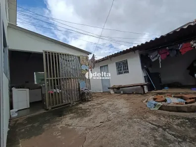 Casa com 3 Quartos à venda, 200m² no Tibery, Uberlândia
