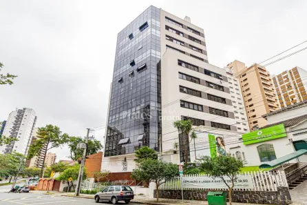 Sala Comercial para alugar, 262m² no Água Verde, Curitiba