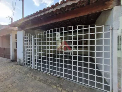 Sobrado com 3 Quartos à venda, 178m² no Centro, Poá