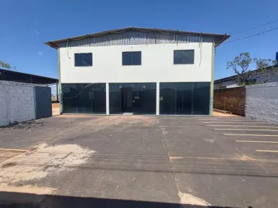 Galpão/Depósito/Armazém com 2 Quartos para venda ou aluguel, 1938m² no Distrito Industrial de Taquaralto, Palmas