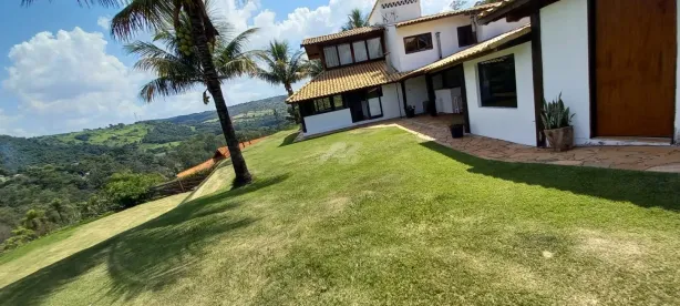 Casa com 2 Quartos para alugar, 150m² no Contendas, Valinhos