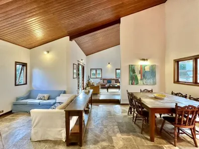 Casa com 4 Quartos à venda, 359m² no Chácara São João, Carapicuíba