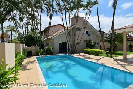 Sobrado com 4 Quartos à venda, 406m² no Bal Stella Maris, Peruíbe