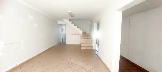 Sobrado com 3 Quartos à venda, 148m² no Vila Curuçá, Santo André