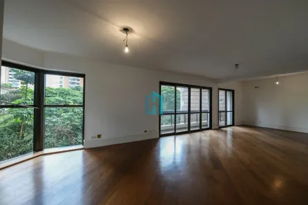 Apartamento com 3 Quartos à venda, 210m² no Vila Nova Conceição, São Paulo
