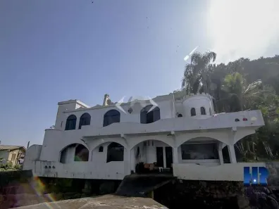 Ponto Comercial com 8 Quartos à venda, 750m² no Guaratuba, Guaratuba