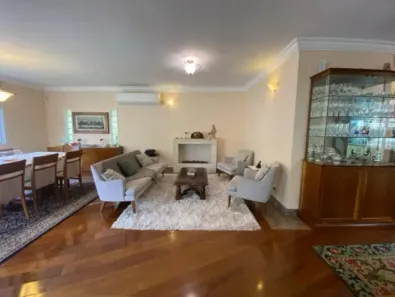 Casa com 3 Quartos à venda, 220m² no Vila Cordeiro, São Paulo