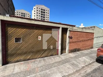 Casa com 3 Quartos à venda, 253m² no Vila Vianelo, Jundiaí