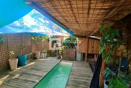 Casa com 1 Quarto para alugar, 145m² no Sambaqui, Florianópolis