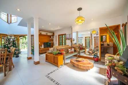 Casa de Condomínio com 3 Quartos à venda, 300m² no Jardim Indaiá, Embu das Artes