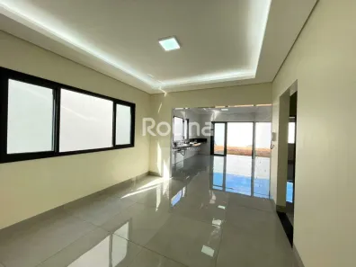 Casa com 3 Quartos à venda, 180m² no Segismundo Pereira, Uberlândia