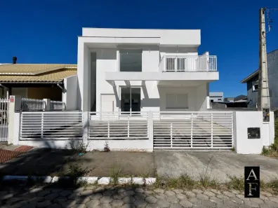 Casa com 4 Quartos à venda, 185m² no Ambrósio, Garopaba