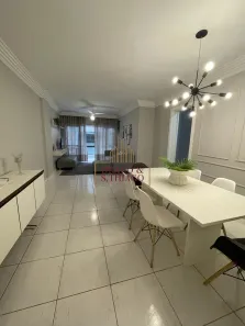 Apartamento com 3 Quartos para alugar, 110m² no Centro, Balneário Camboriú