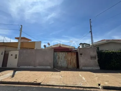 Casa com 2 Quartos à venda, 93m² no Vila Brasília, São Carlos