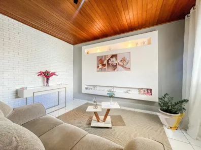 Casa com 5 Quartos à venda, 241m² no Medeiros, Jundiaí