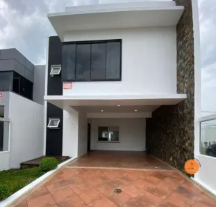 Casa com 3 Quartos à venda, 222m² no Laranjal, Pelotas