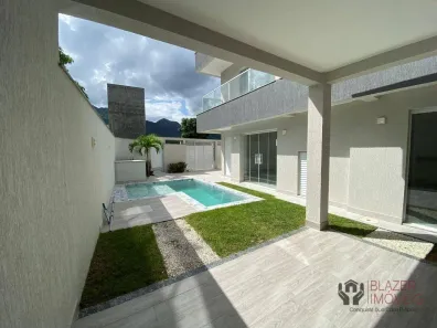Casa de Condomínio com 4 Quartos à venda, 220m² no Vargem Pequena, Rio de Janeiro