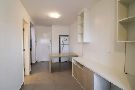Apartamento com 1 Quarto para alugar, 23m² no Centro, Curitiba