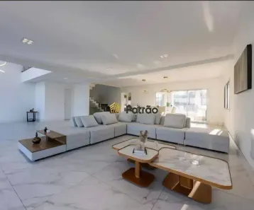 Casa com 5 Quartos para alugar, 450m² no Anchieta, São Bernardo do Campo