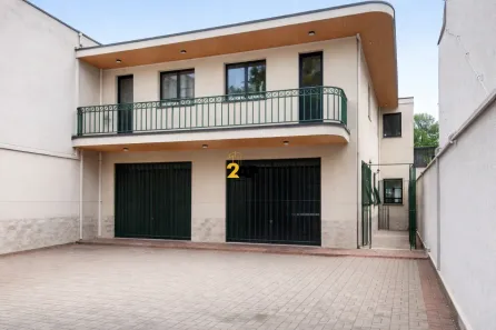 Prédio Comercial para alugar, 250m² no Chácara Santo Antônio (Zona Sul), São Paulo
