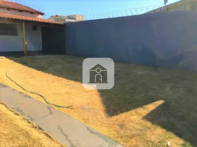 Casa com 2 Quartos à venda, 277m² no Alto Umuarama, Uberlândia