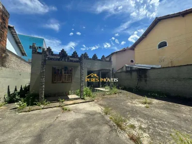 Casa com 2 Quartos à venda, 109m² no Centro, Rio das Ostras