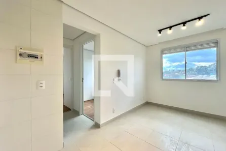 Apartamento com 2 Quartos à venda, 32m² no Jardim Itacolomi, São Paulo