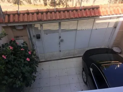 Sobrado com 2 Quartos à venda, 72m² no Parque Vitória, São Paulo