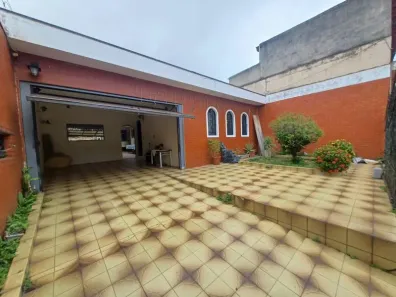 Casa com 3 Quartos à venda, 230m² no Vila Olinda, São Paulo