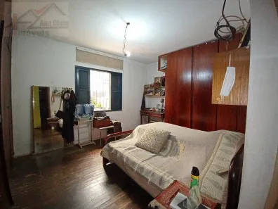 Casa com 4 Quartos à venda, 184m² no Jardim Santa Helena, São Paulo