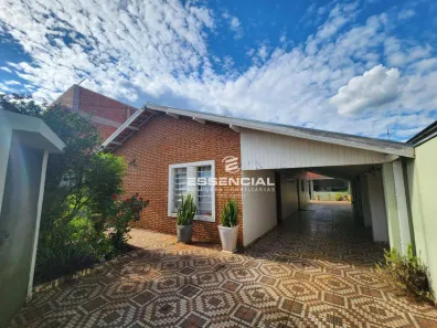 Casa com 3 Quartos à venda, 160m² no Vila São Lúcio, Botucatu