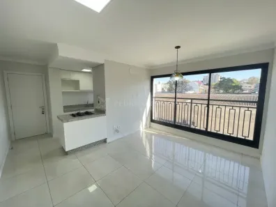 Apartamento com 2 Quartos para alugar, 61m² no Vila Bosque, Maringá