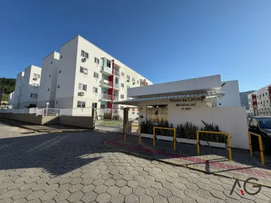 Apartamento com 2 Quartos para alugar, 52m² no São Sebastião, Palhoça