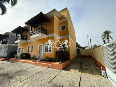 Sobrado com 2 Quartos à venda, 130m² no Recanto Som do Mar, Caraguatatuba