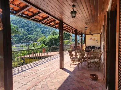 Casa com 4 Quartos à venda, 360m² no Bom Retiro, Teresópolis