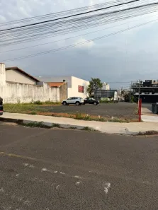 Lote/Terreno à venda, 400m² no Granada, Uberlândia