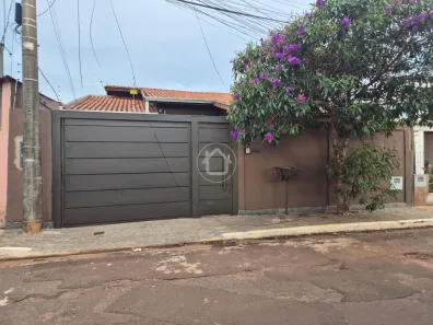 Casa com 3 Quartos à venda, 160m² no Coophatrabalho, Campo Grande