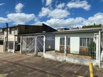 Casa com 2 Quartos à venda, 455m² no Santo Antônio, Porto Alegre