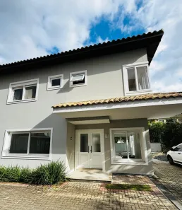 Casa de Condomínio com 4 Quartos à venda, 180m² no Lagoa da Conceição, Florianópolis
