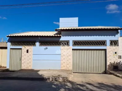 Casa com 4 Quartos à venda, 140m² no Residencial Sul Ipês, Montes Claros