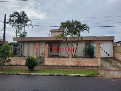 Casa com 4 Quartos à venda, 700m² no Centro, Araranguá