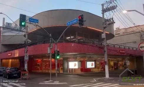 Prédio Comercial para alugar, 1770m² no Centro, Jundiaí