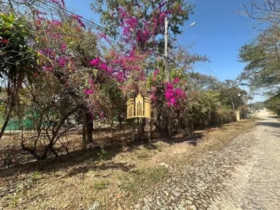 Lote/Terreno à venda, 1000m² no Dumaville, Esmeraldas