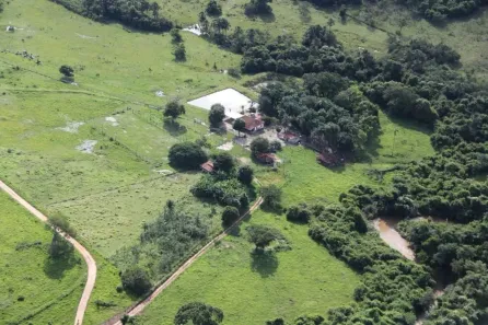 Fazenda/Sítio com 3 Quartos à venda, 10m² no Zona Rural, Pontalina