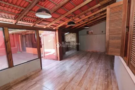 Casa com 2 Quartos para alugar, 190m² no Aberta dos Morros, Porto Alegre