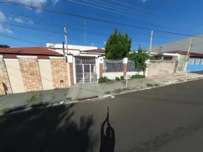Casa com 2 Quartos à venda, 141m² no Vila Carmem, São Carlos