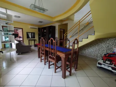 Casa de Condomínio com 4 Quartos à venda, 200m² no Castanheira, Belém