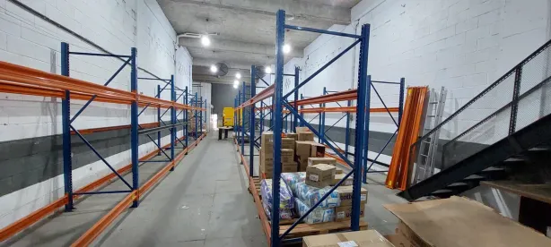 Galpão/Depósito/Armazém com 3 Quartos para alugar, 210m² no Macuco, Santos